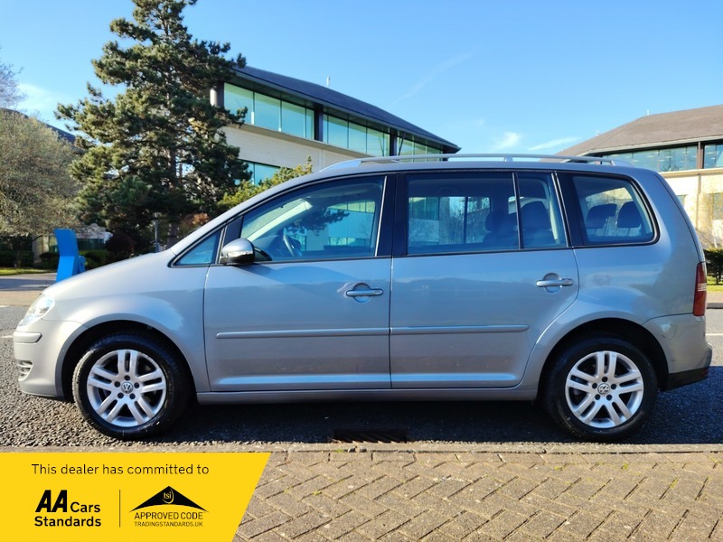 Used Volkswagen Touran 2009 for sale - 78154681: Photo 4