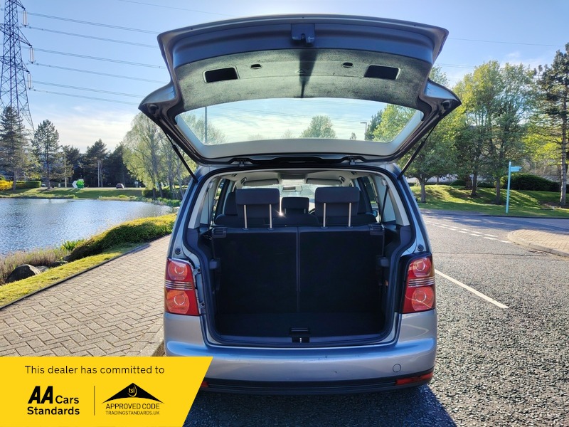 Used Volkswagen Touran 2009 for sale - 78154681: Photo 7