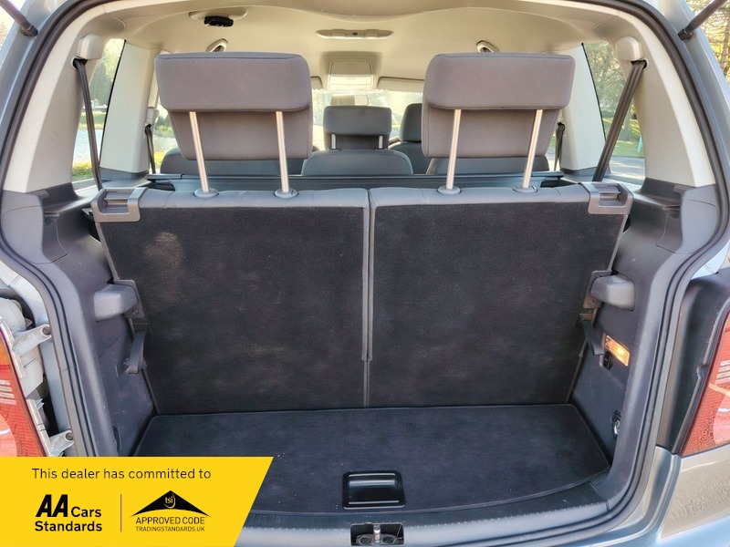 Used Volkswagen Touran 2009 for sale - 78154681: Photo 9