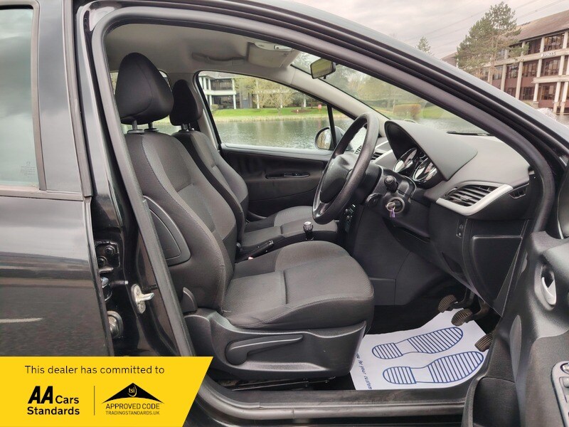 Used Peugeot 207 2010 for sale - 78097598: Photo 24