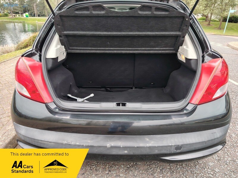 Used Peugeot 207 2010 for sale - 78097598: Photo 8