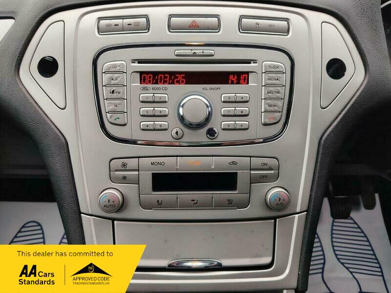 Used Ford Mondeo 2010 for sale - 77802427: Photo 30