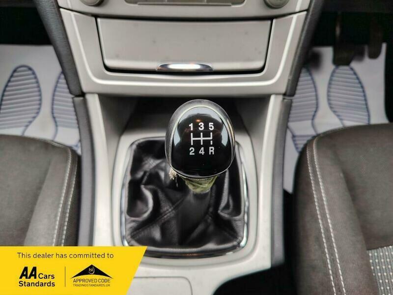 Used Ford Mondeo 2010 for sale - 77802427: Photo 32