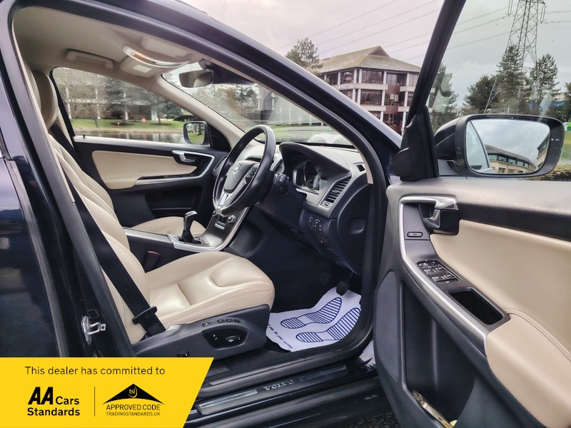 Used Volvo XC60 2015 for sale - 77802393: Photo 24