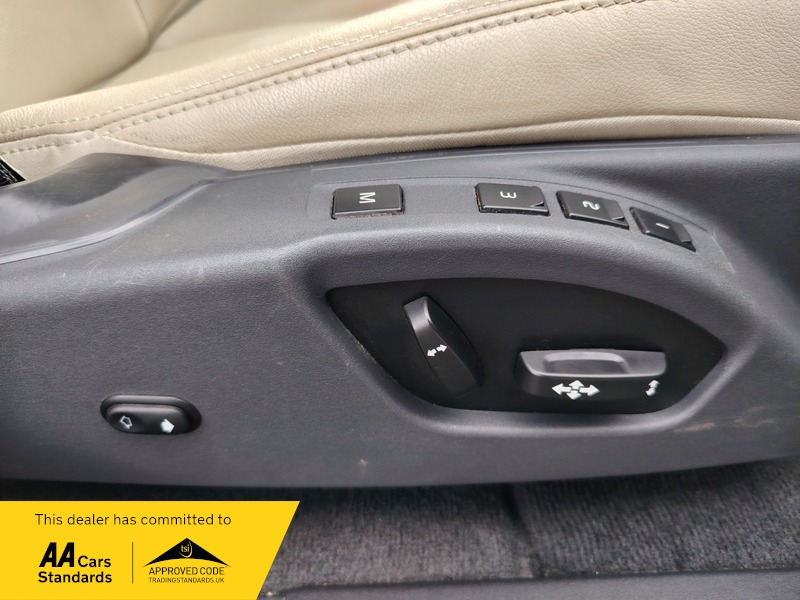 Used Volvo XC60 2015 for sale - 77802393: Photo 28