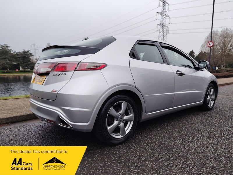 Used Honda Civic 2010 for sale - 77802418: Photo 11