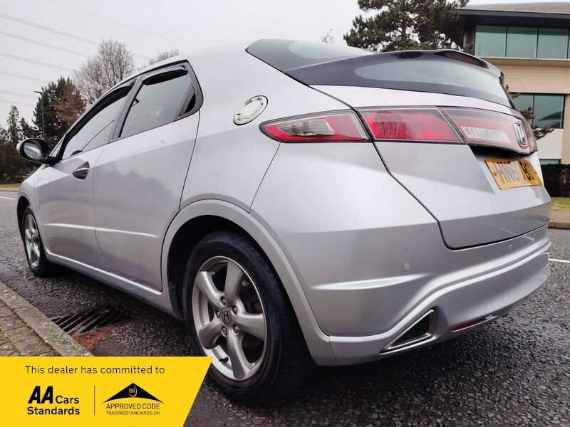 Used Honda Civic 2010 for sale - 77802418: Photo 20