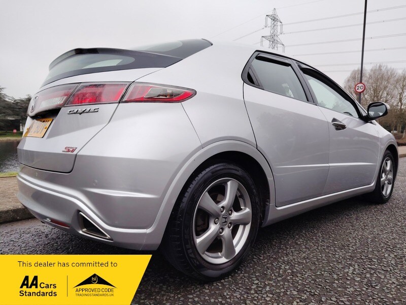 Used Honda Civic 2010 for sale - 77802418: Photo 21