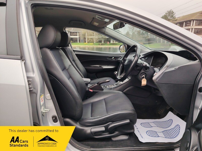 Used Honda Civic 2010 for sale - 77802418: Photo 25