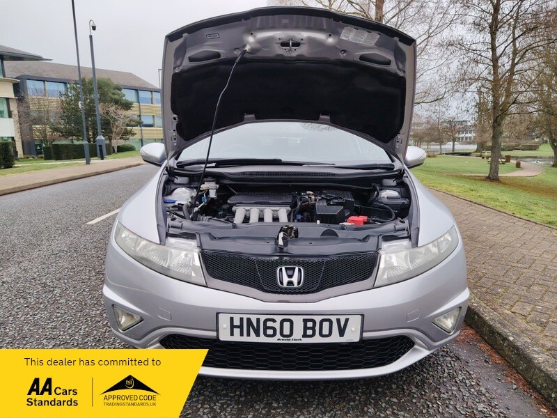 Used Honda Civic 2010 for sale - 77802418: Photo 38