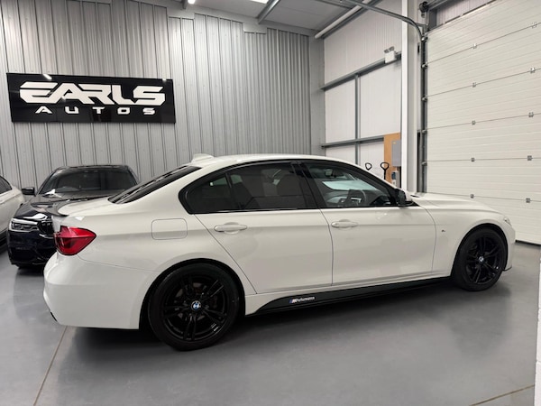 Used BMW 3 Series 2018 for sale - 76266325: Photo 11