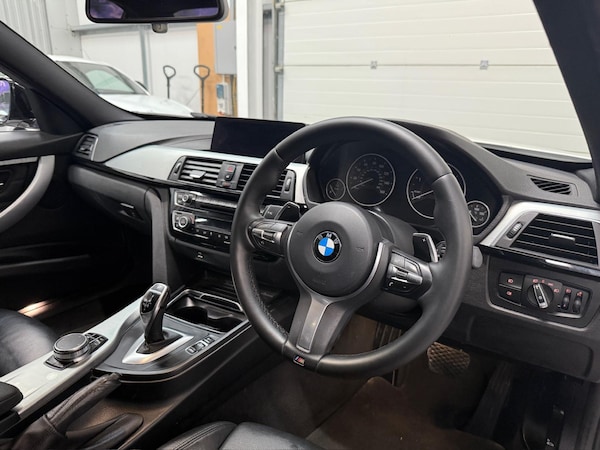 Used BMW 3 Series 2018 for sale - 76266325: Photo 31