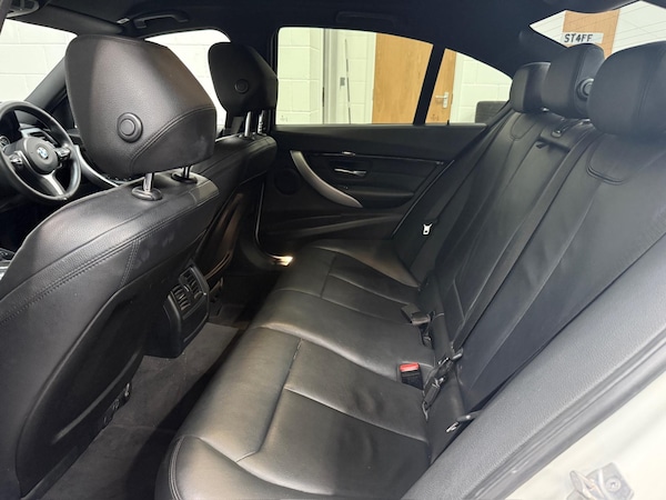 Used BMW 3 Series 2018 for sale - 76266325: Photo 37