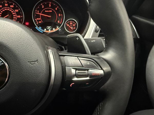 Used BMW 3 Series 2018 for sale - 76266325: Photo 47
