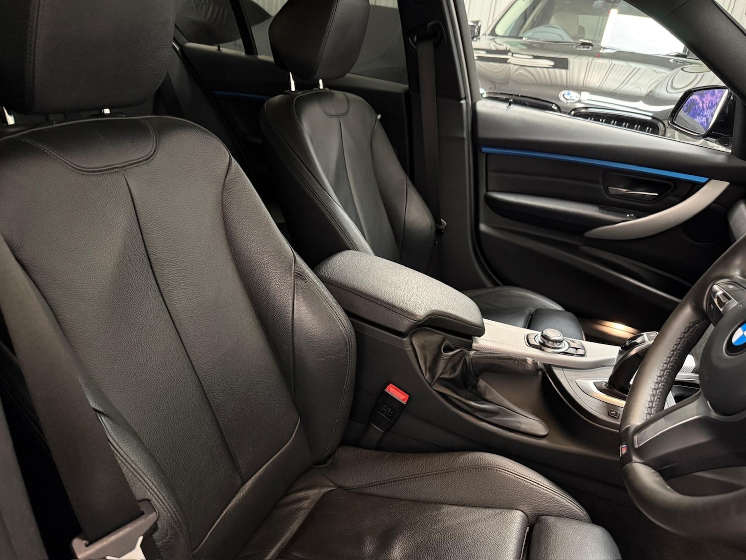 Used BMW 3 Series 2017 for sale - 78135462: Photo 32