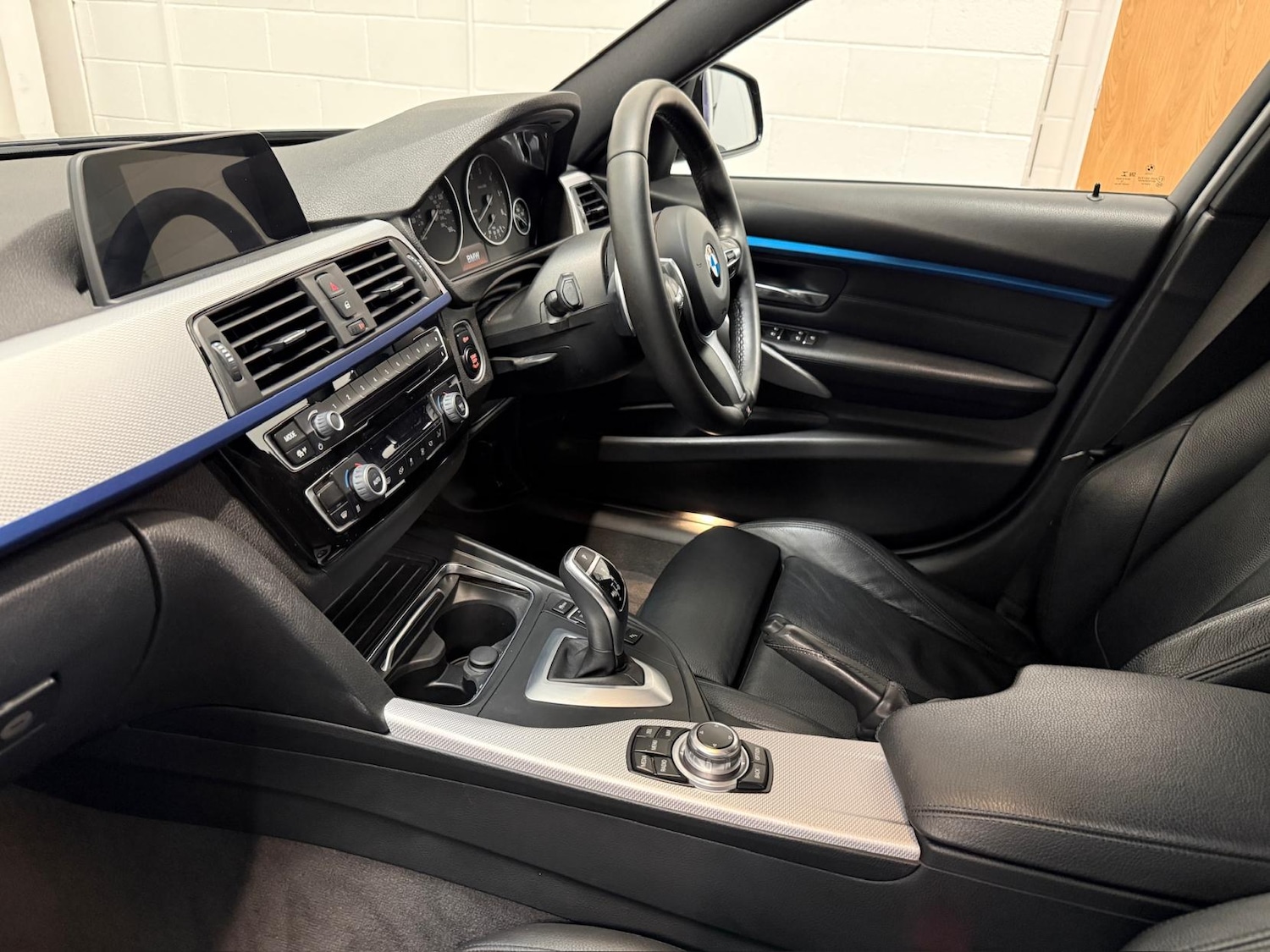 Used BMW 3 Series 2017 for sale - 78135462: Photo 33