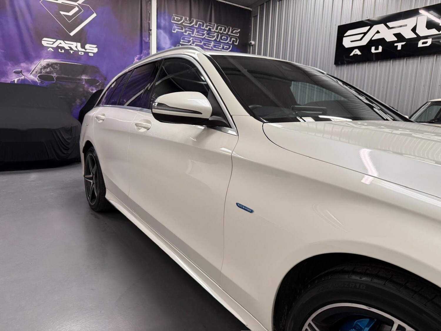 Used Mercedes-Benz C Class 2017 for sale - 77961919: Photo 3