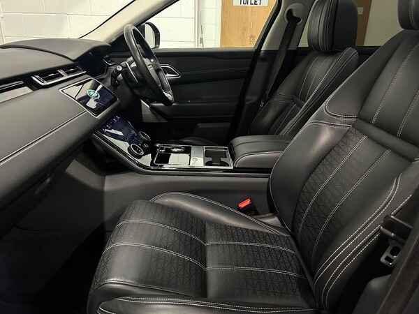 Used Land Rover Range Rover Velar 2017 for sale - 75198478: Photo 35
