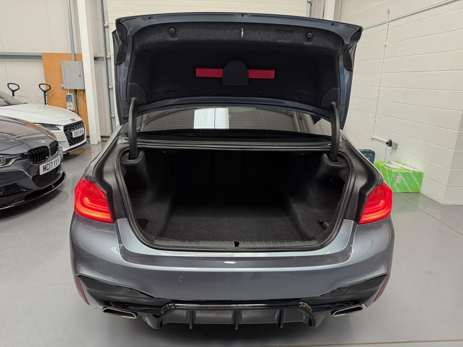Used BMW 5 Series 2017 for sale - 76244881: Photo 22