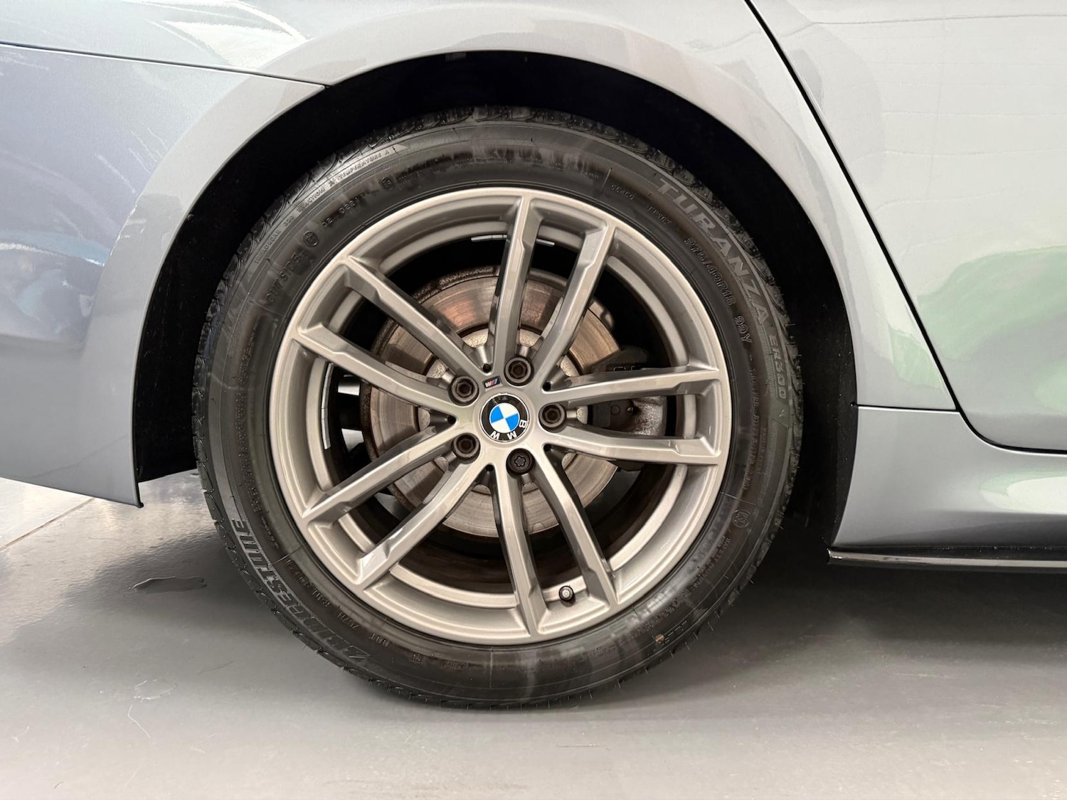 Used BMW 5 Series 2017 for sale - 76244881: Photo 31