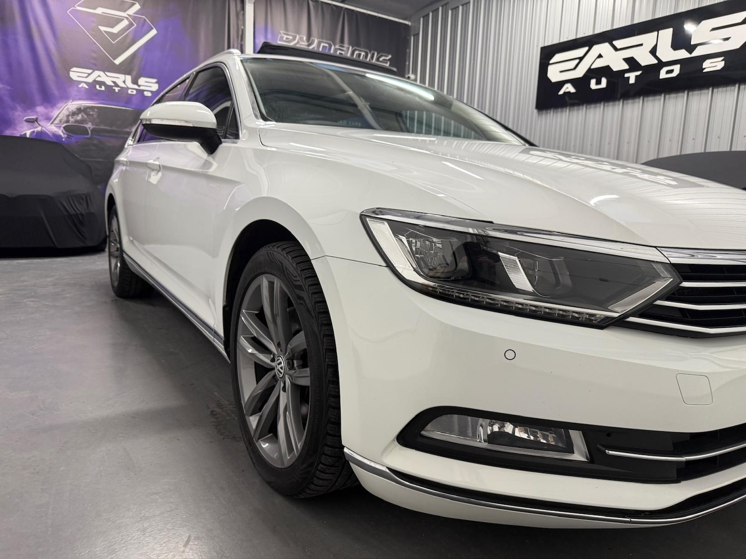 Used Volkswagen Passat 2018 for sale - 76650019: Photo 2