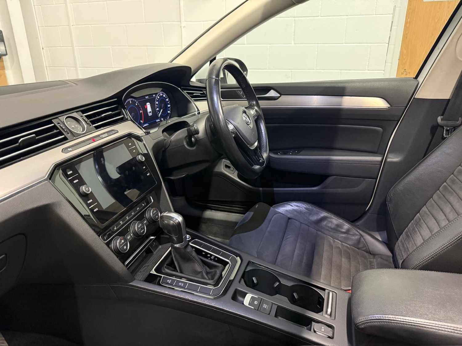 Used Volkswagen Passat 2018 for sale - 76650019: Photo 34