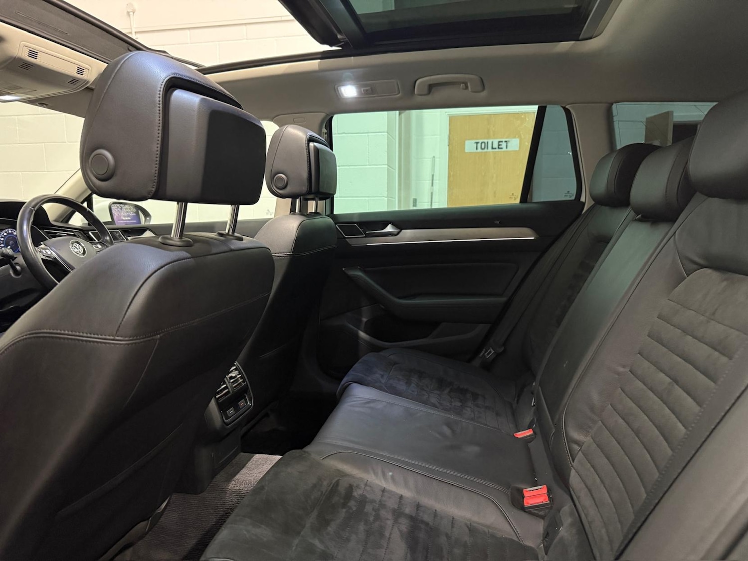 Used Volkswagen Passat 2018 for sale - 76650019: Photo 36