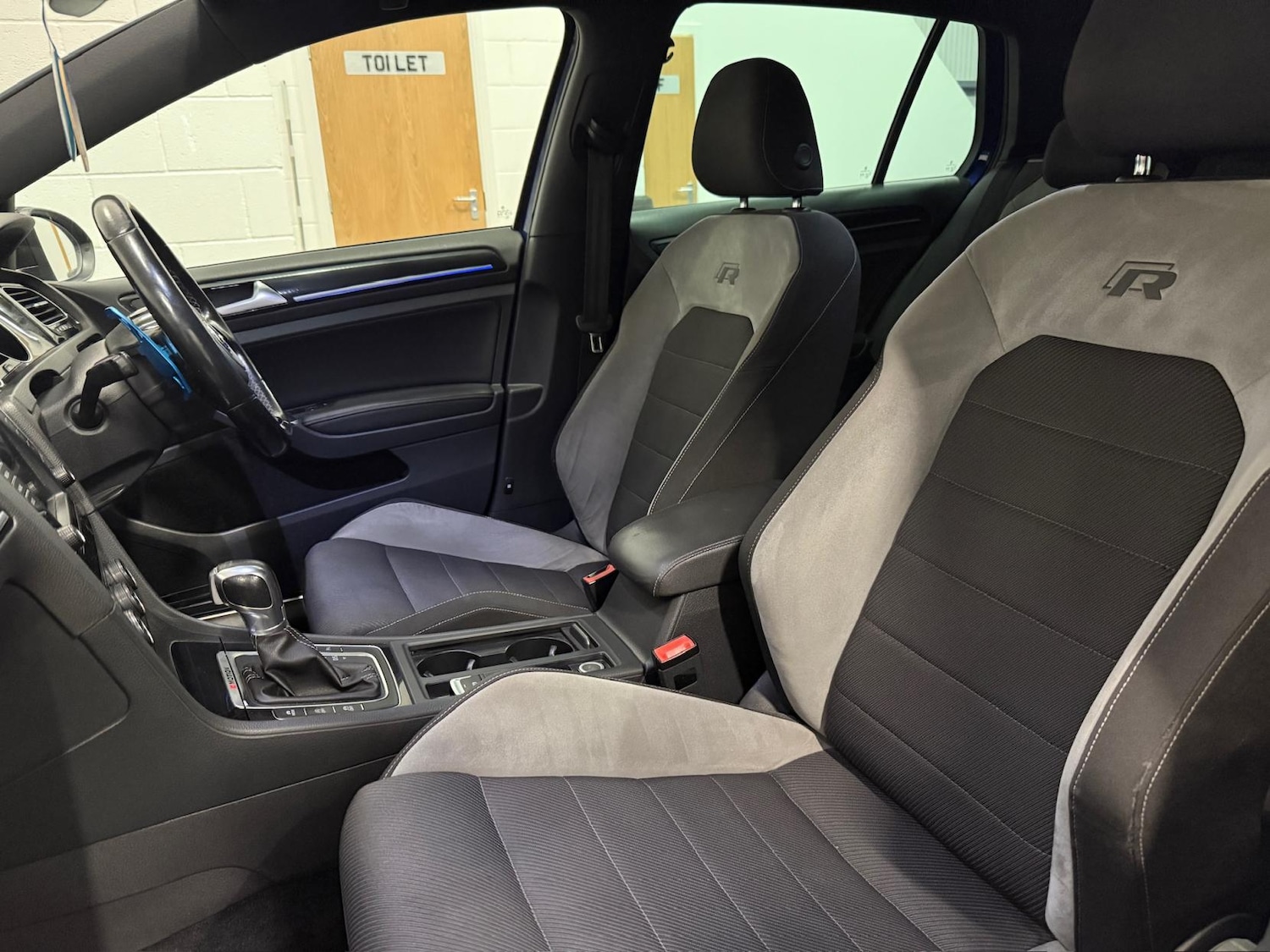 Used Volkswagen Golf 2016 for sale - 76627546: Photo 33