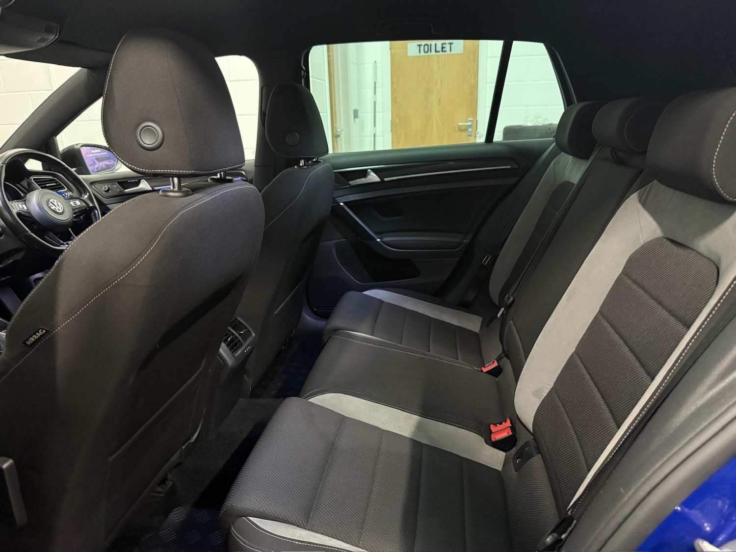 Used Volkswagen Golf 2016 for sale - 76627546: Photo 34