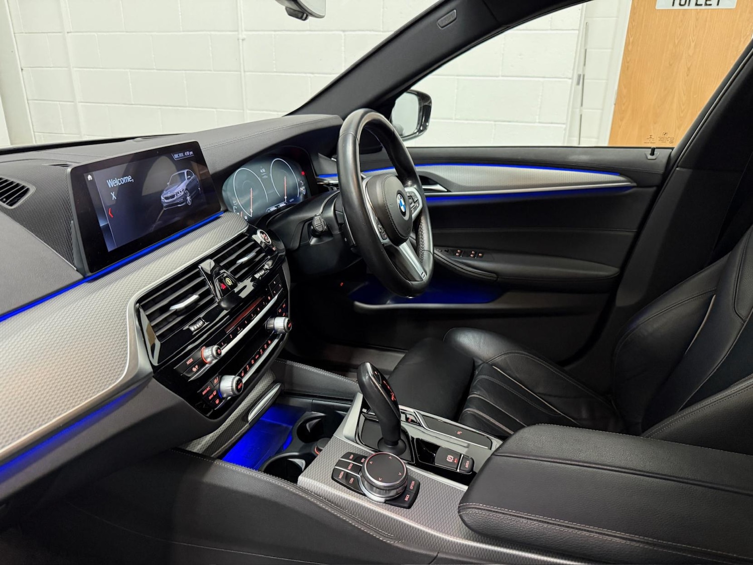 Used BMW 5 Series 2018 for sale - 76206174: Photo 35
