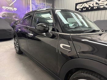 Used MINI Hatch 2018 for sale - 78682120: Photo