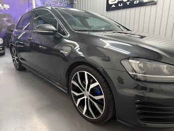 Used Volkswagen Golf 2016 for sale - 76415630: Photo