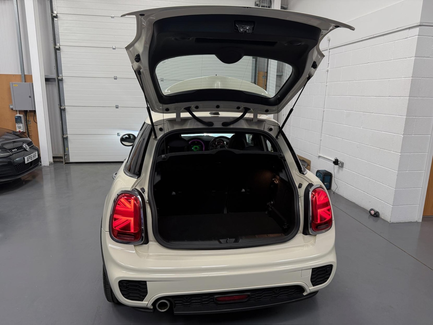 Used MINI Hatch 2020 for sale - 76537011: Photo 23