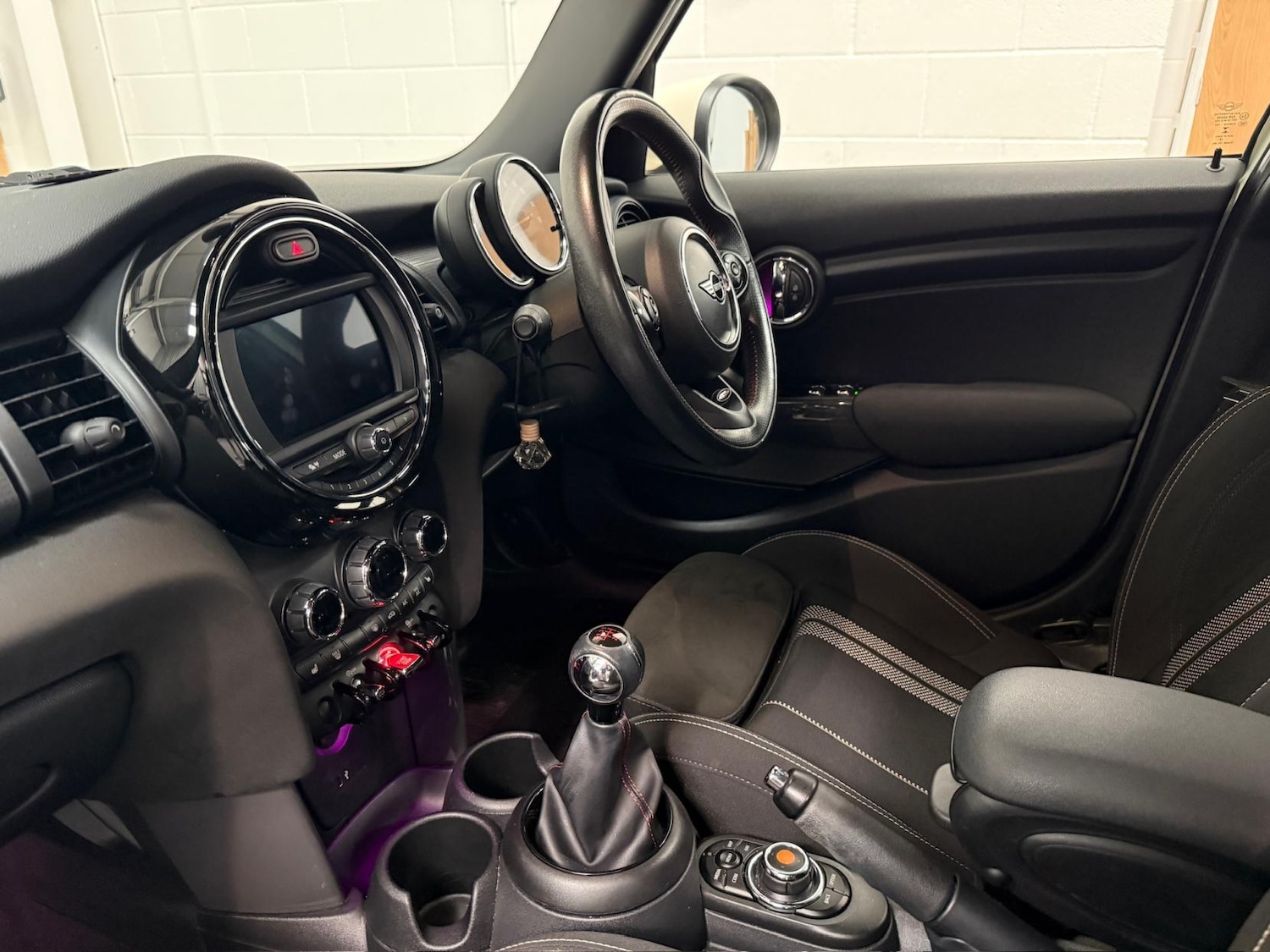 Used MINI Hatch 2020 for sale - 76537011: Photo 35