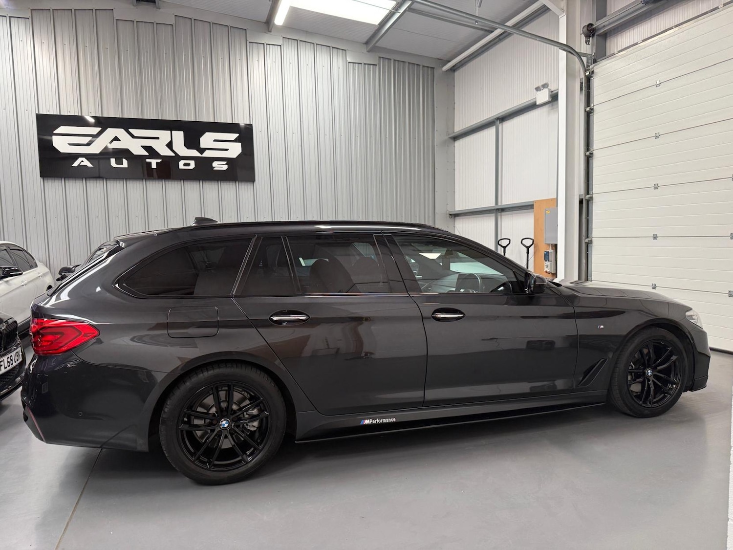 Used BMW 5 Series 2018 for sale - 76316994: Photo 12
