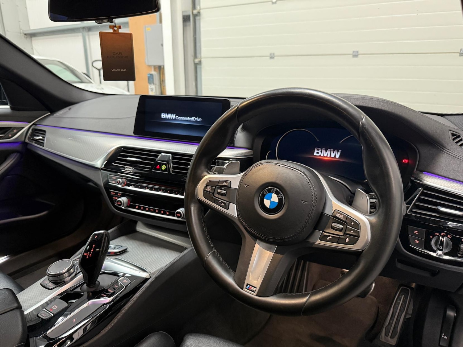Used BMW 5 Series 2018 for sale - 76316994: Photo 31