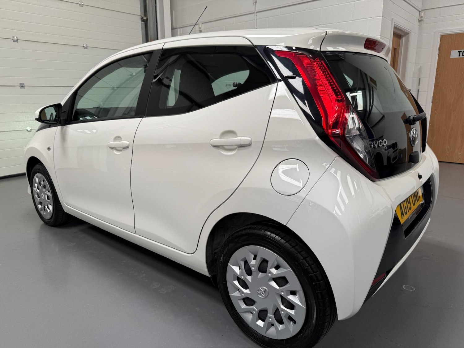 Used Toyota AYGO 2019 for sale - 78061622: Photo 22
