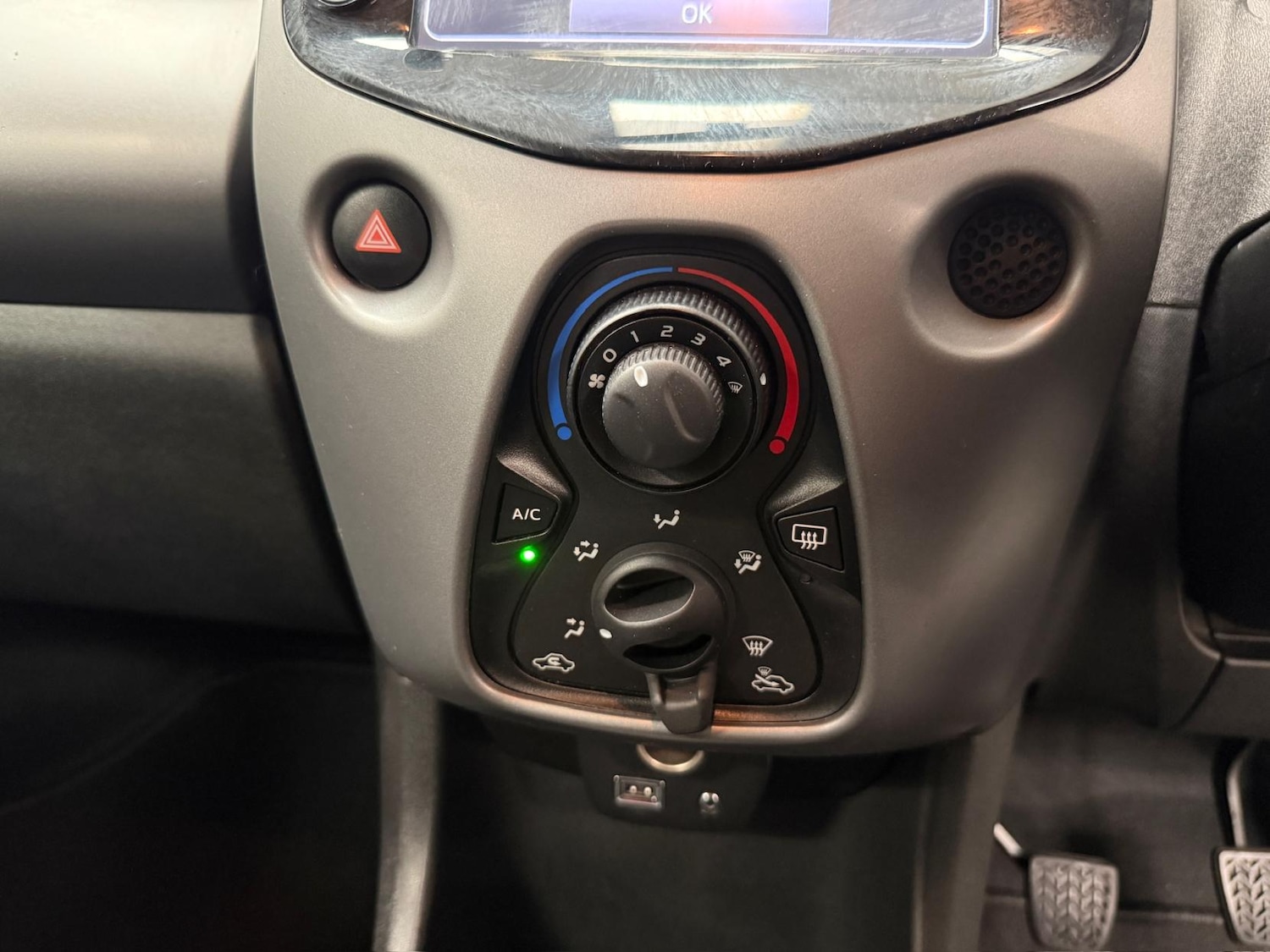 Used Toyota AYGO 2019 for sale - 78061622: Photo 31