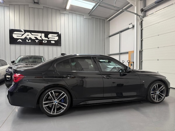 Used BMW 3 Series 2018 for sale - 76206168: Photo 12