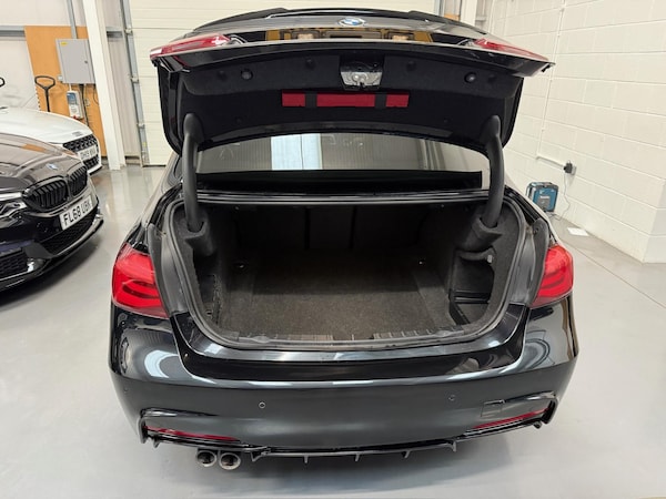 Used BMW 3 Series 2018 for sale - 76206168: Photo 22