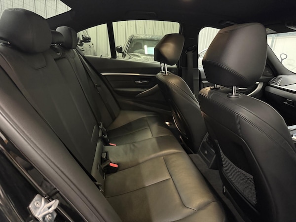 Used BMW 3 Series 2018 for sale - 76206168: Photo 37