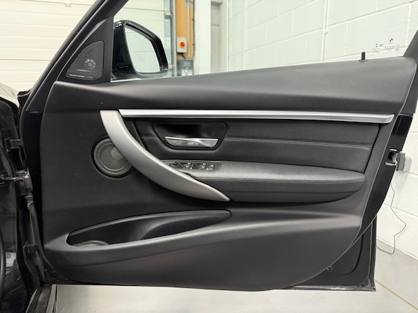 Used BMW 3 Series 2018 for sale - 76206168: Photo 48