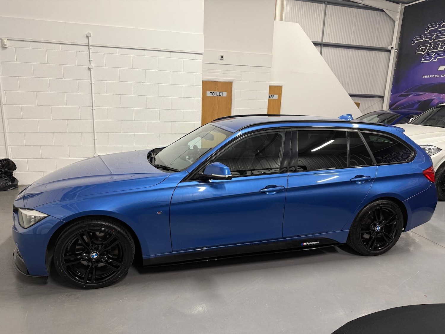 Used BMW 3 Series 2015 for sale - 76700543: Photo 11