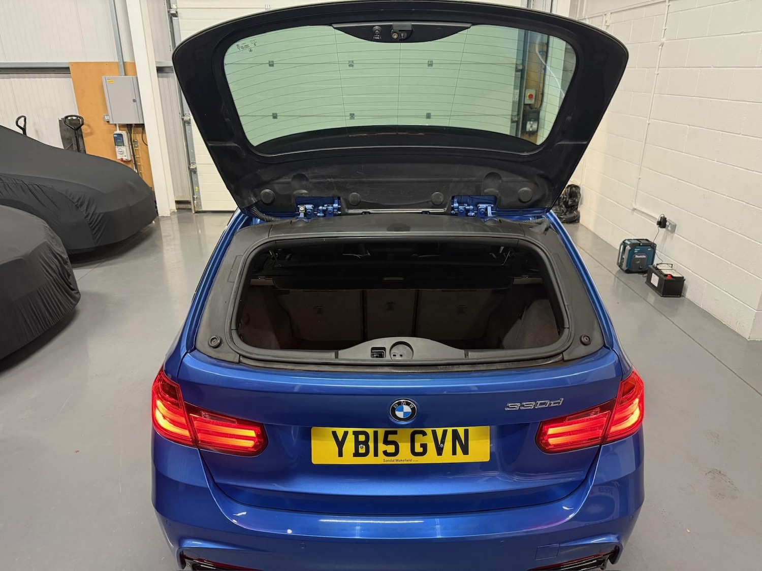 Used BMW 3 Series 2015 for sale - 76700543: Photo 20