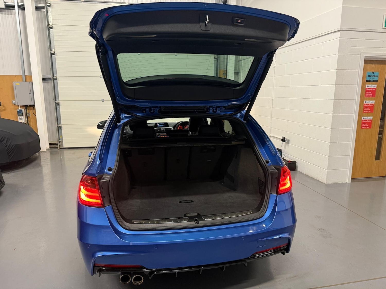 Used BMW 3 Series 2015 for sale - 76700543: Photo 22