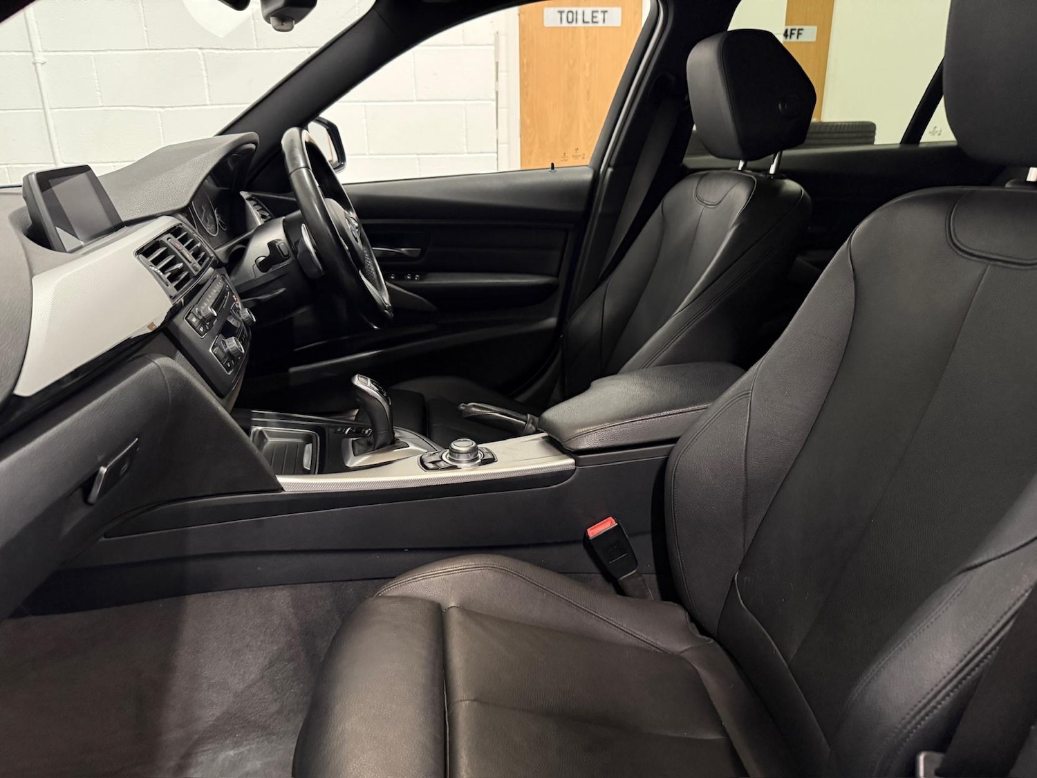 Used BMW 3 Series 2015 for sale - 76700543: Photo 37