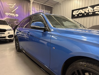 Used BMW 3 Series 2015 for sale - 76700543: Photo