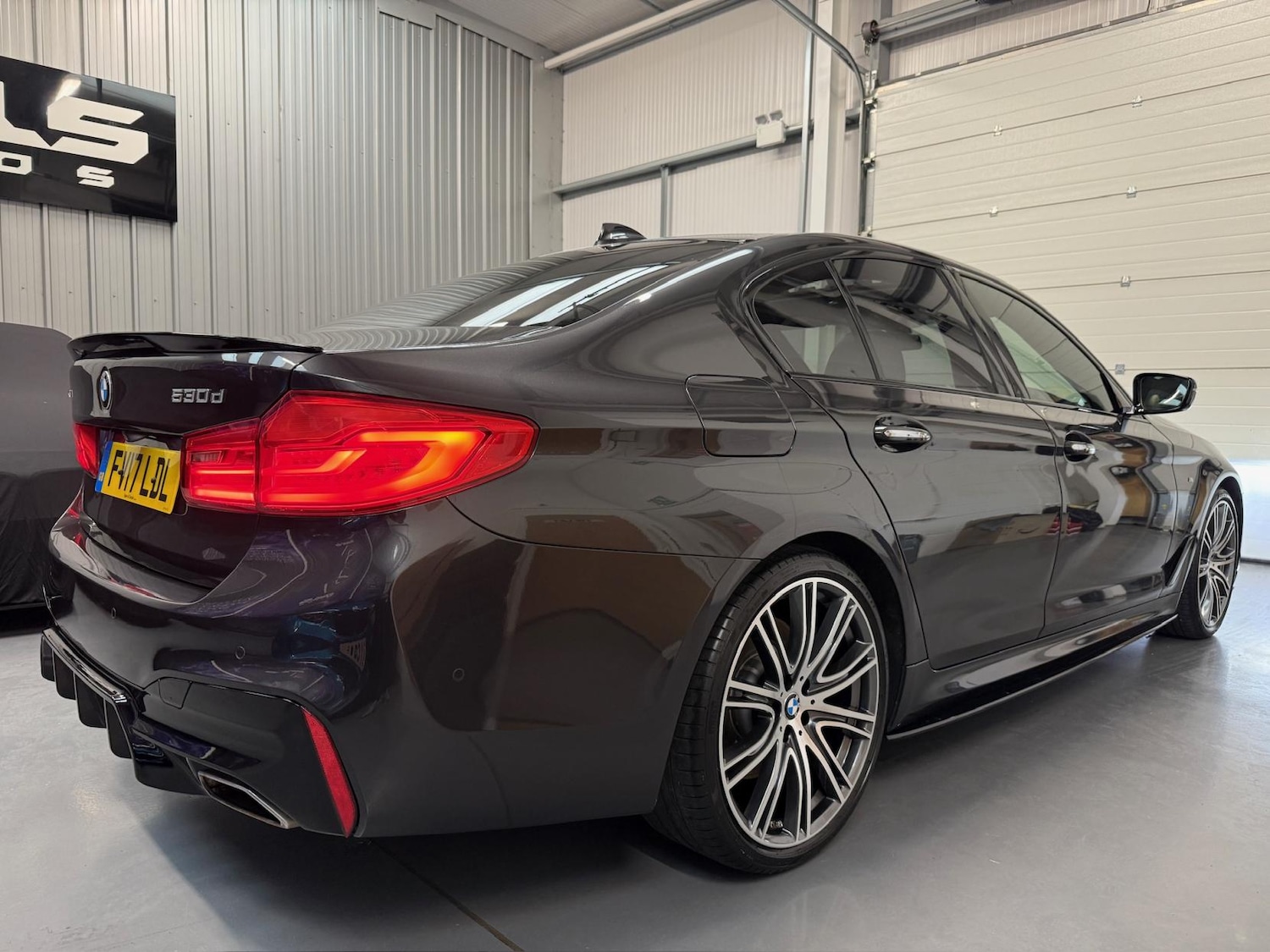 Used BMW 5 Series 2017 for sale - 76534323: Photo 14