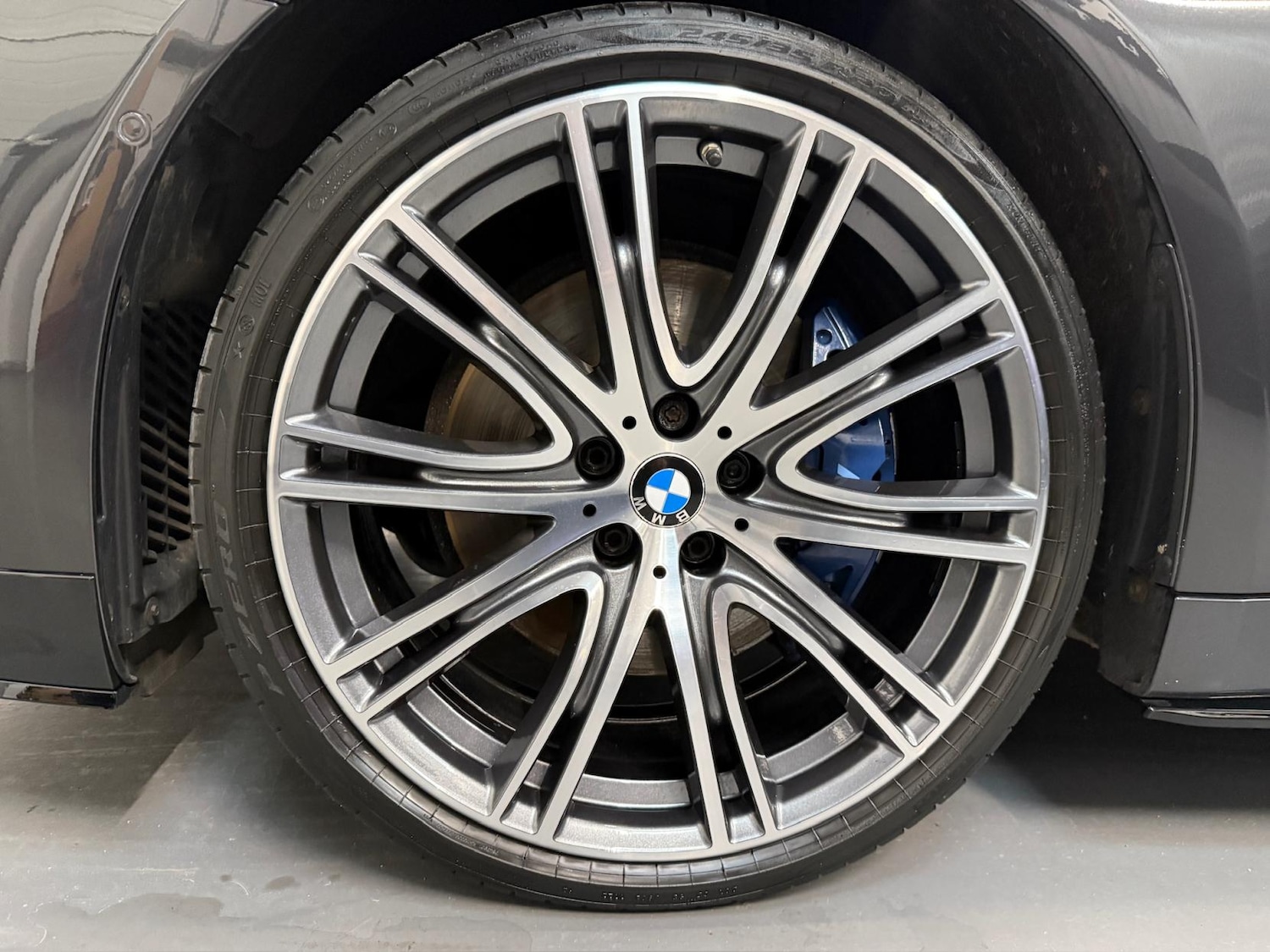 Used BMW 5 Series 2017 for sale - 76534323: Photo 30