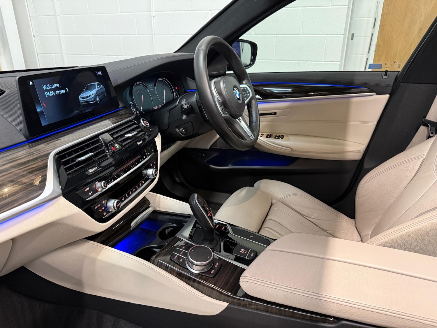 Used BMW 5 Series 2017 for sale - 76534323: Photo 38